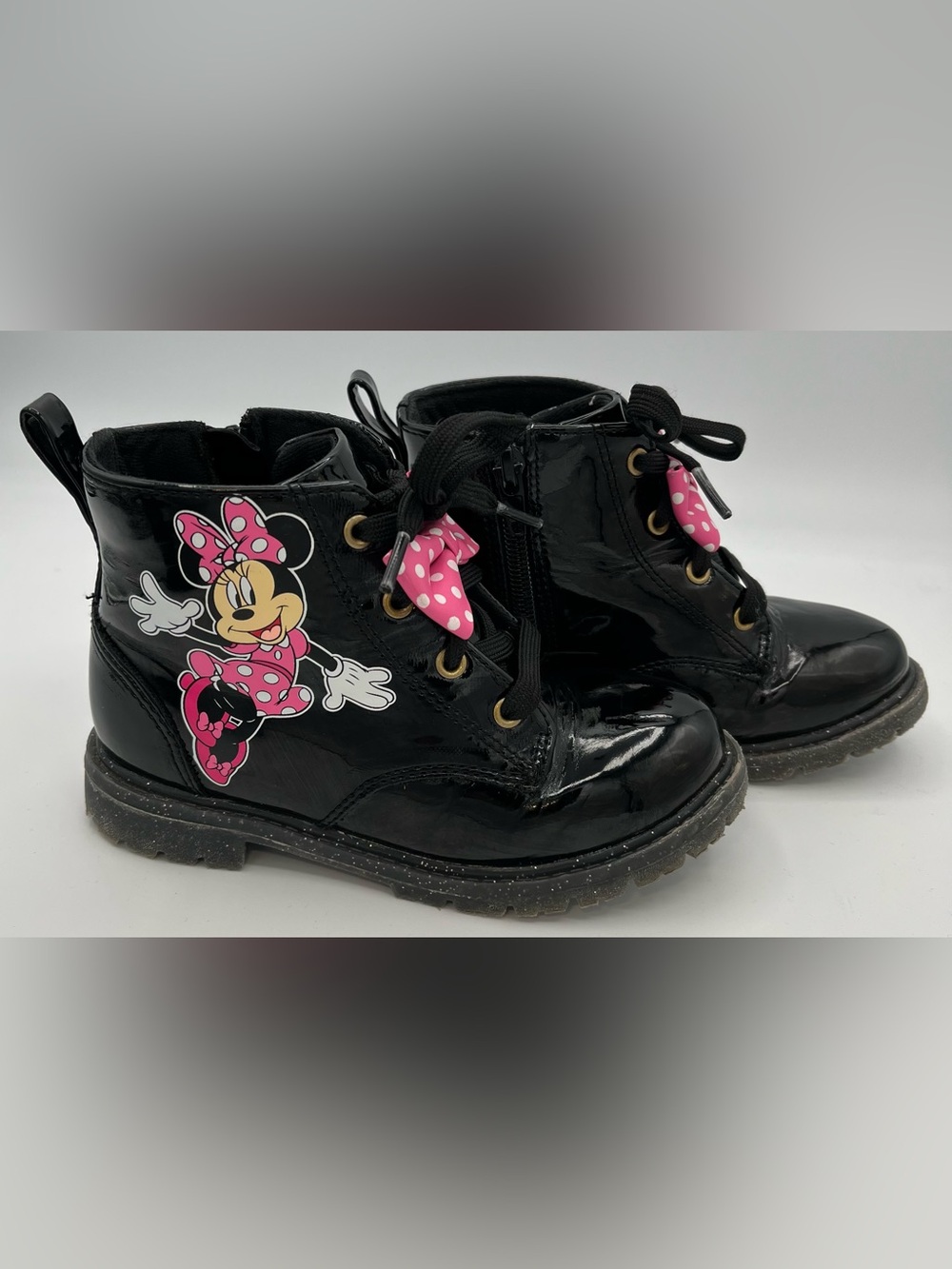 Disney Minnie Mouse Black Lace-Up/side zipper with Pink Polka Dot Bows. Toddler